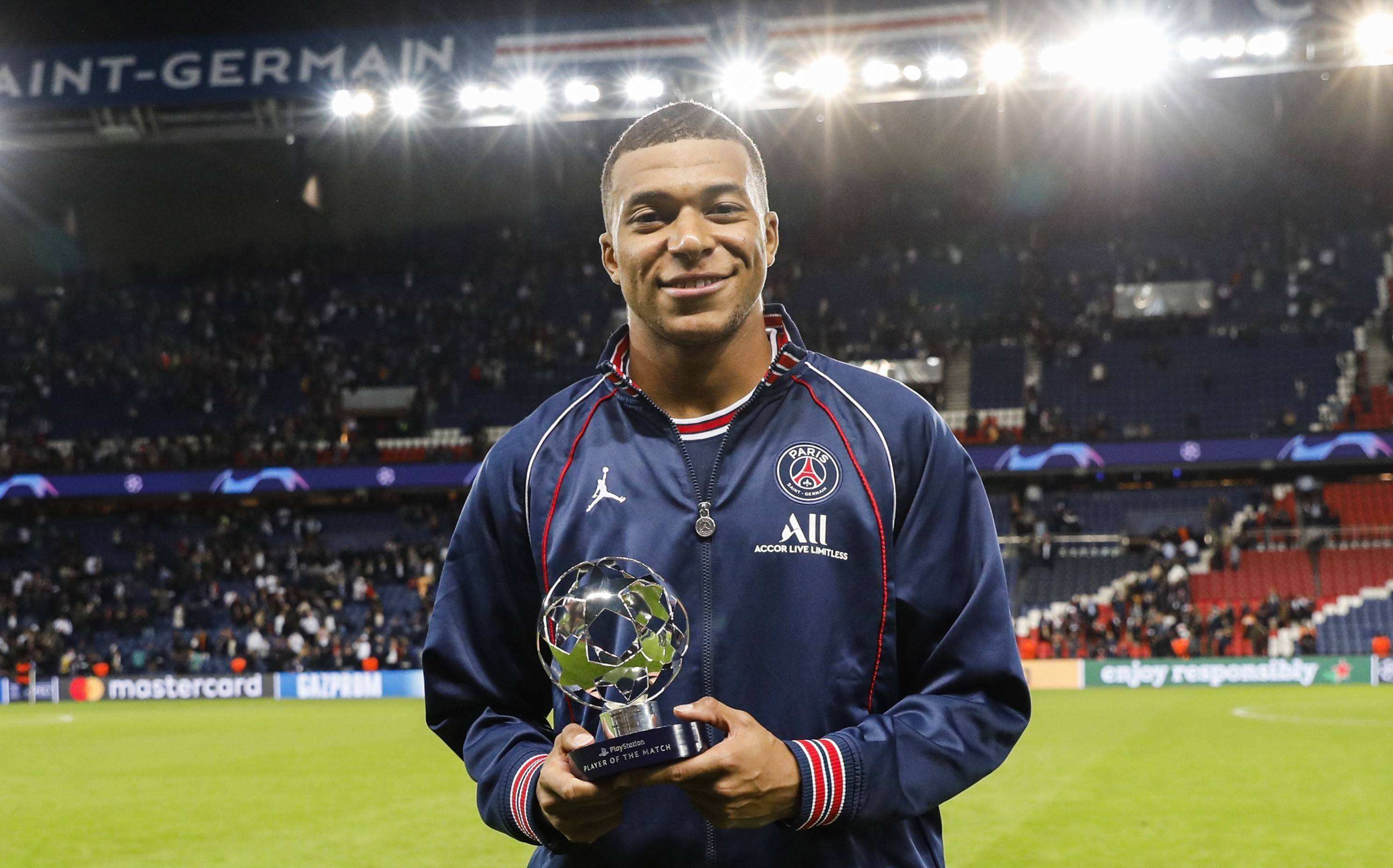 爱游戏登入姆巴佩迎来二十赛季高光表现,巴塞罗那球迷沸腾!的简单介绍