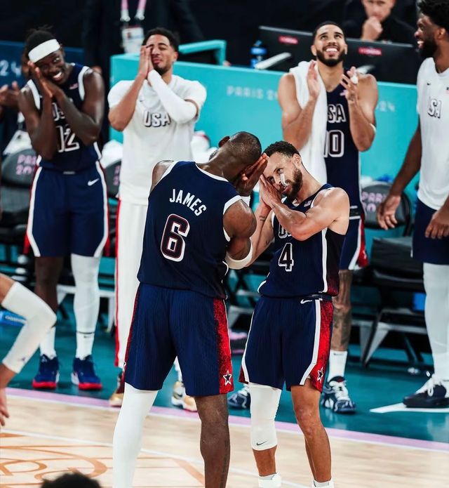 爱游戏登陆入口詹姆斯在法国队比赛中出色防守,回归赛场引发热议!的简单介绍