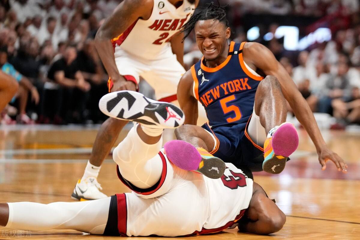 爱游戏登入巴特勒巅峰对决,哈登与60激战法国队分钟,逆转胜负难料!的简单介绍