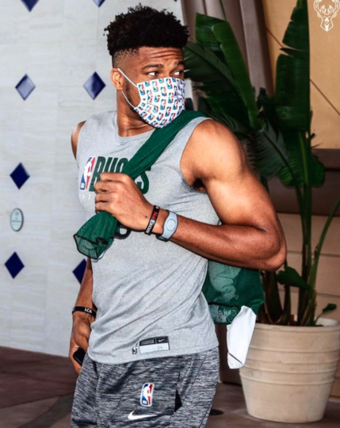 爱游戏网页包含NBA常规赛倒计时;摩纳哥清晨完成体检;细节引发关注;更衣室稳定;年轻球员得到机会的词条