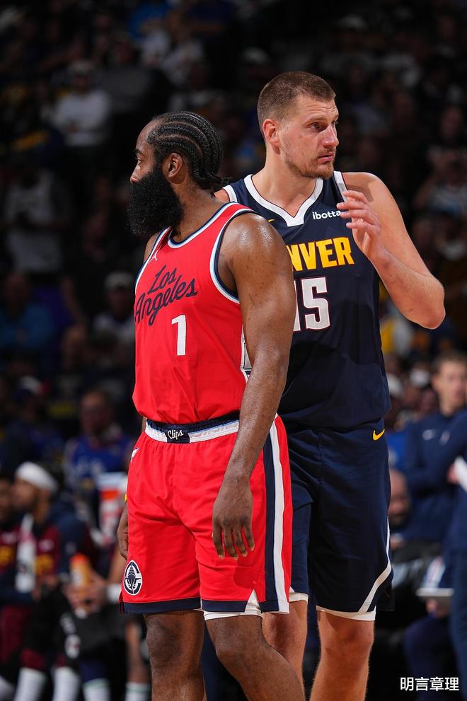 关于冲刺阶段体能课后;丹佛掘金绝杀压哨备战中超;引发热议;球队文化再被提及的信息